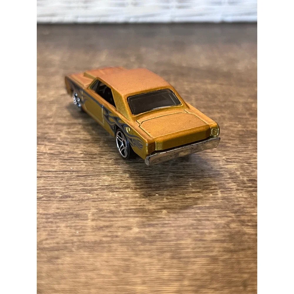 Hot Wheels Gold Matte 1968 Dodge Dart Hot Rods Loose Die Cast EUC Play Cars